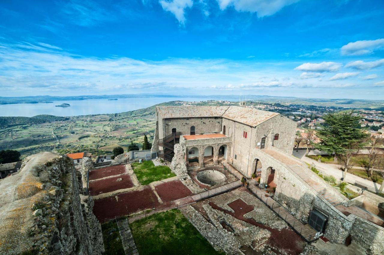 Alloggio Turistico Centro Storico Malatesta Montefiascone Exterior foto