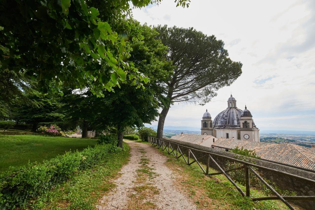 Alloggio Turistico Centro Storico Malatesta Montefiascone Exterior foto