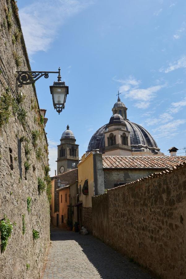 Alloggio Turistico Centro Storico Malatesta Montefiascone Exterior foto